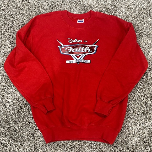 NEW Small Sweatshirt Red Cars Theme Driven by Faith in Jesus Gildan Heavy Blend - Picture 1 of 7